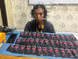Bekuk Kurir Etomidate di Perawang, Polisi Sita 38 Paket Dalam Kotak Cokelat